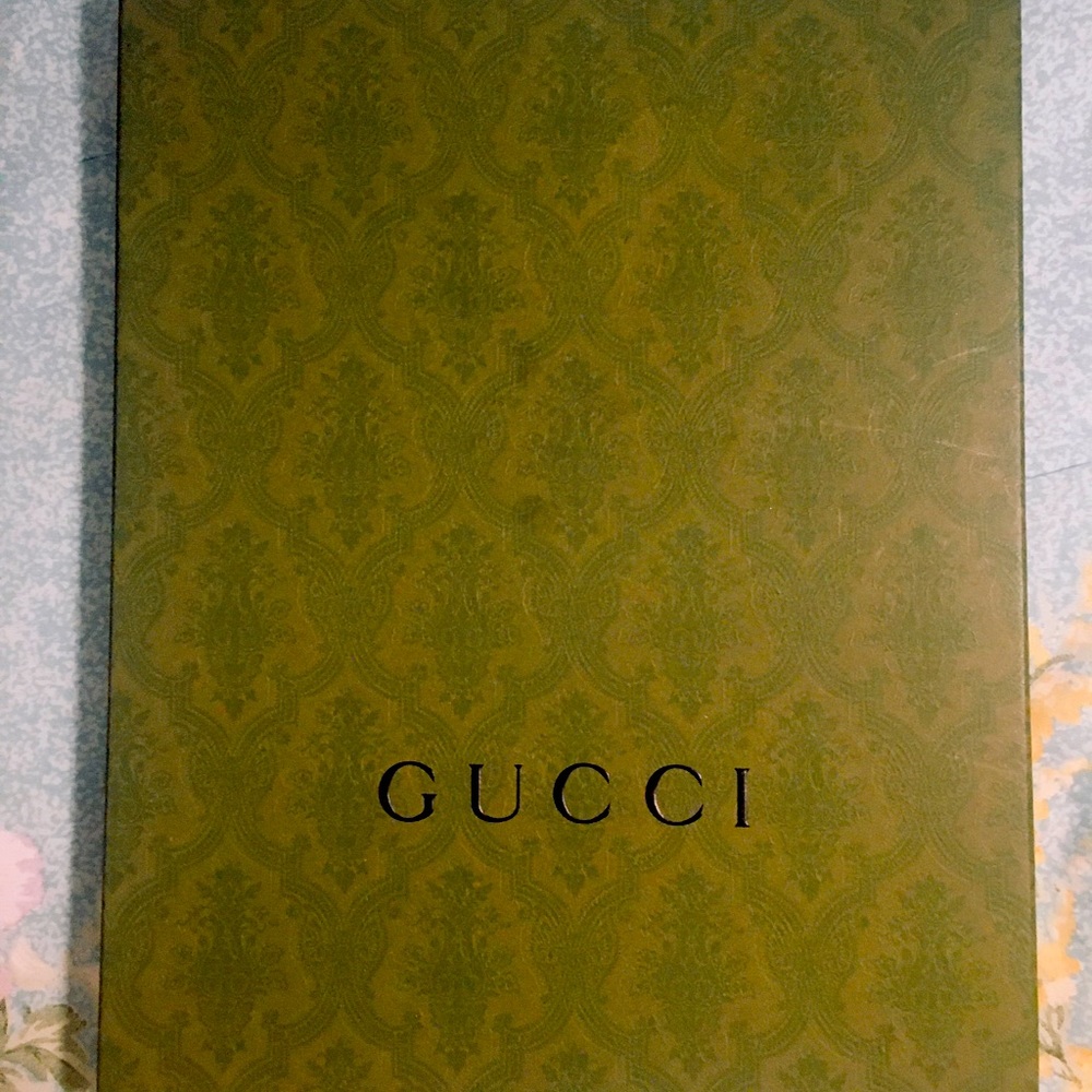 Gucci box - Picture 3 of 3